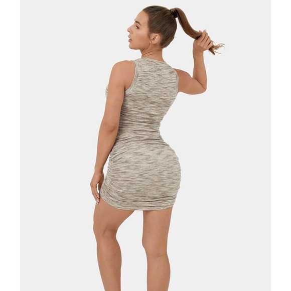 NWT Halara Womens Round Neck Sleeveless Ruched Dress Medium Bodycon Midi Casual - Picture 2 of 12